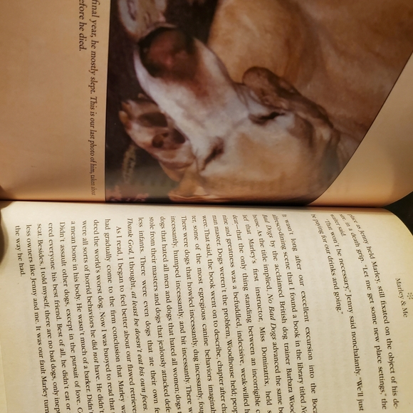 Marley & Me Book - Heartwarming Story of a Lovable Dog - Picture 3 of 3